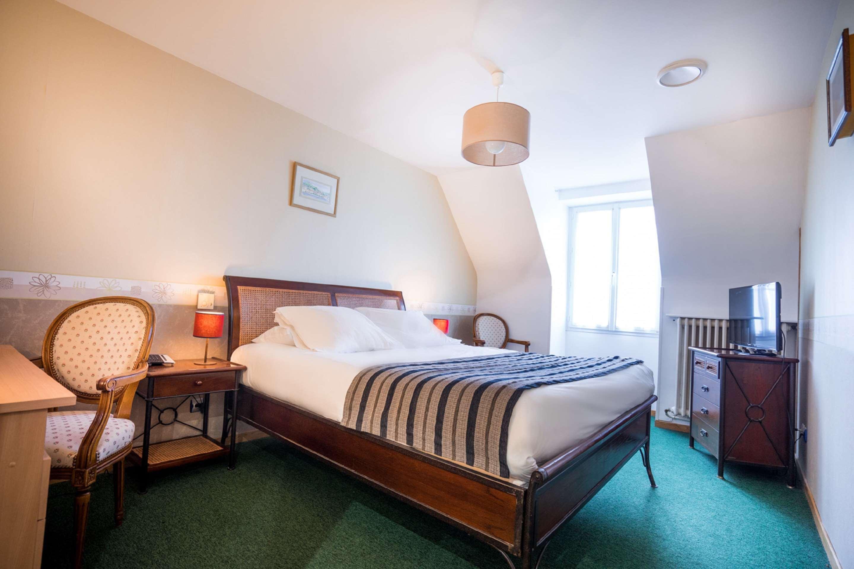 Best Western Hotel Ile de France Château-Thierry Buitenkant foto
